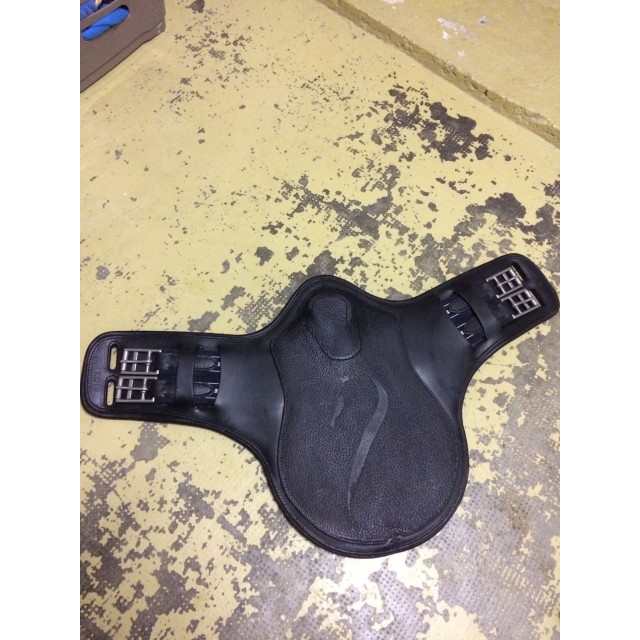 Sangle bavette courte anatomique