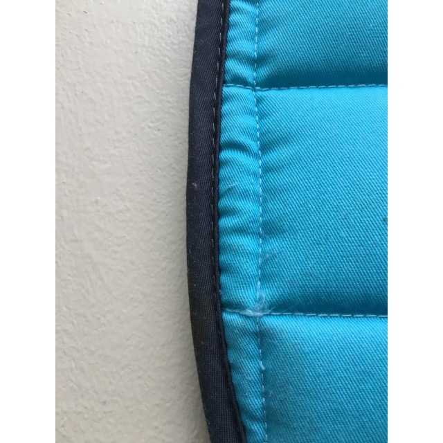 Tapis de selle en très bon état