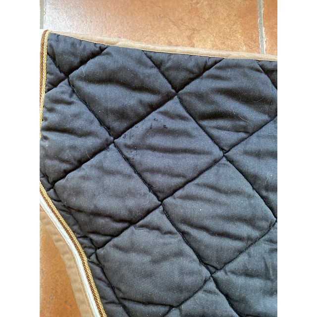 ensemble tapis de selle et bonnet noir et beige sport