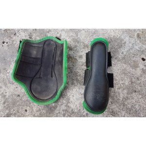 guêtres fermées vertes et noires bon état