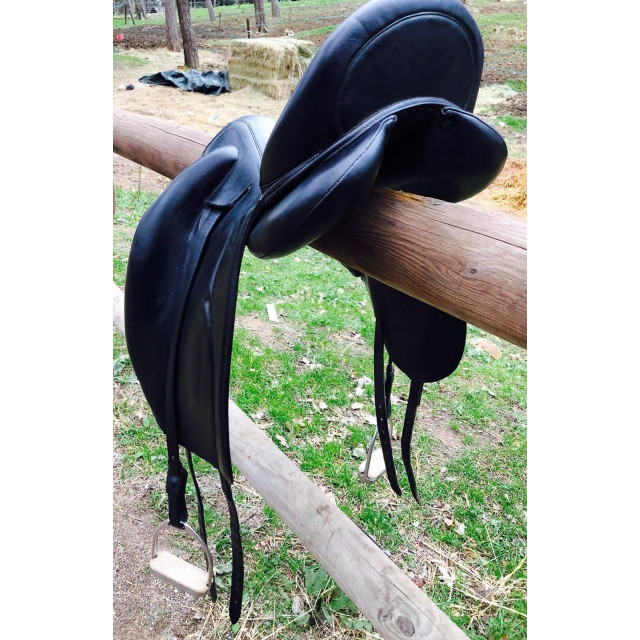 Selle de Dressage Devoucoux Makila Lab
