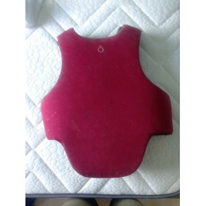 Protege dos de cross rouge