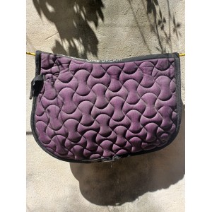 Tapis QHP violet effet métallique liseré noir et pailleté