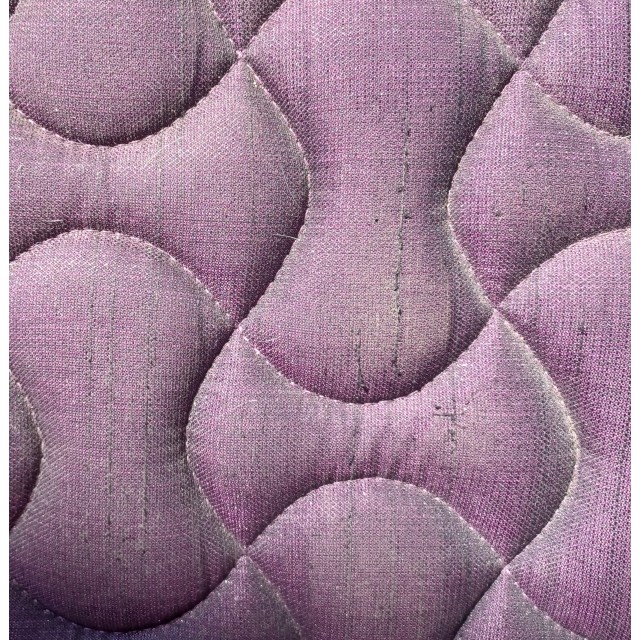 Tapis QHP violet effet métallique liseré noir et pailleté