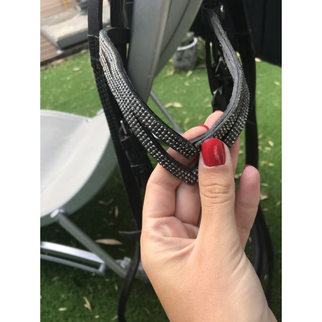 Filet en cuir noir taille poney