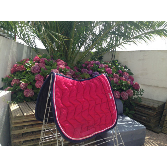 tapis de selle framboise