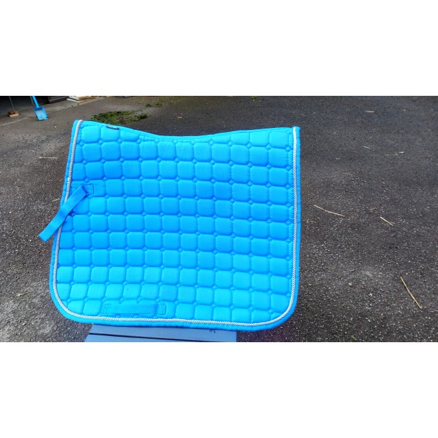 Tapis bleu