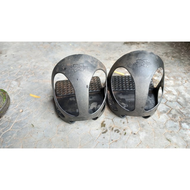 Coque de sécurité d'étriers