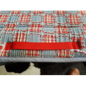 Tapis motifs carreaux