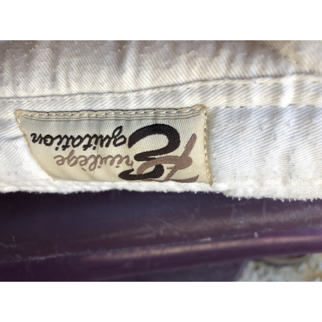 Tapis beige/marine