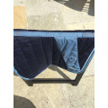 Tapis bleu marine et ciel