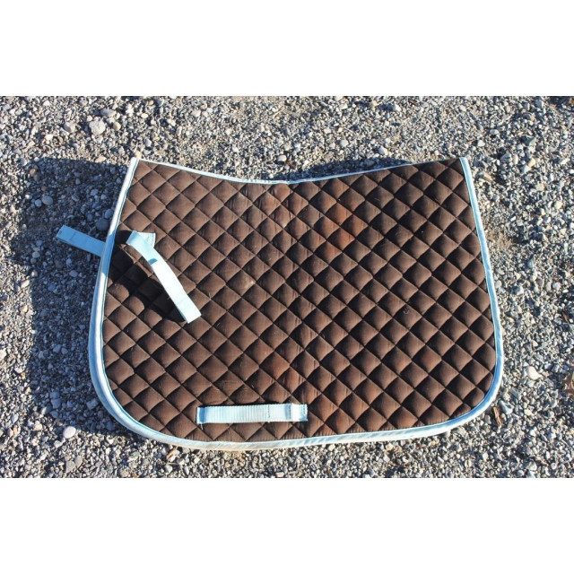 Tapis Fouganza marron liseré bleu ciel