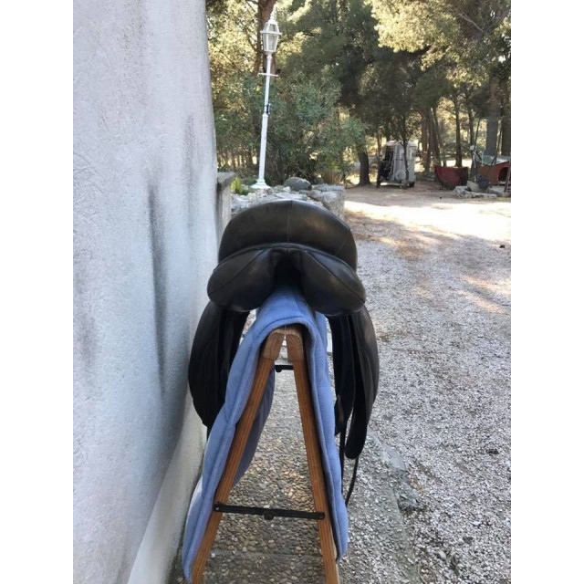 selle de dressage 16,5 BDV