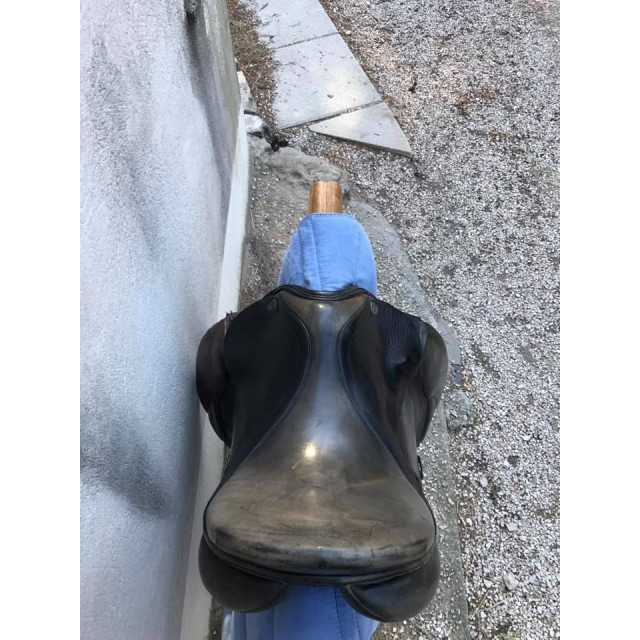 selle de dressage 16,5 BDV