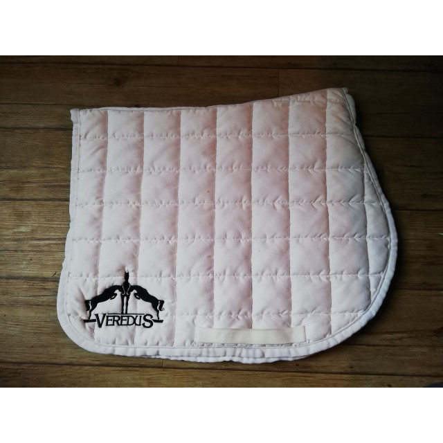 Tapis blanc