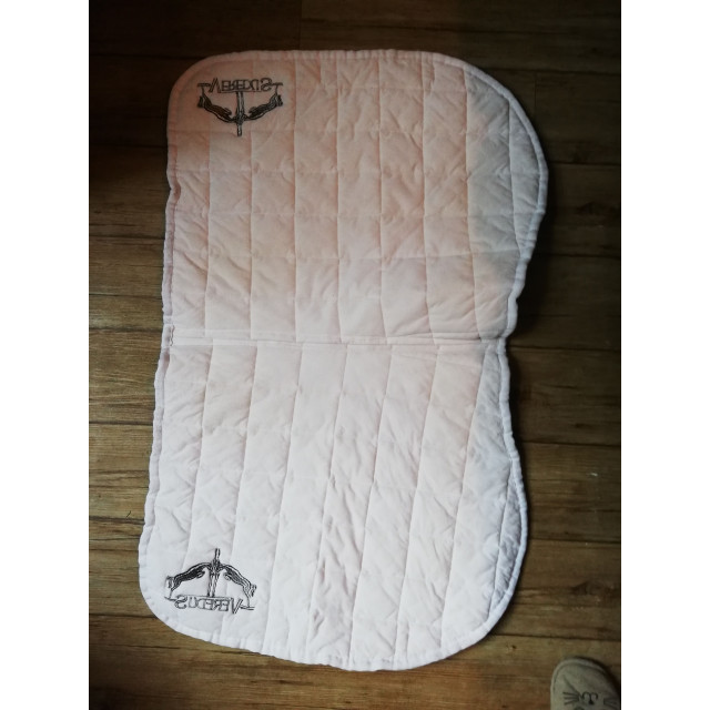 Tapis blanc