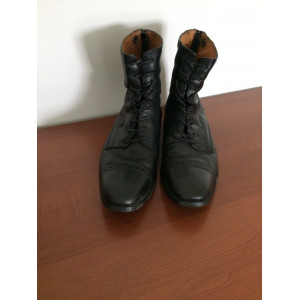 Boots Equitème bout carré pointure 42.