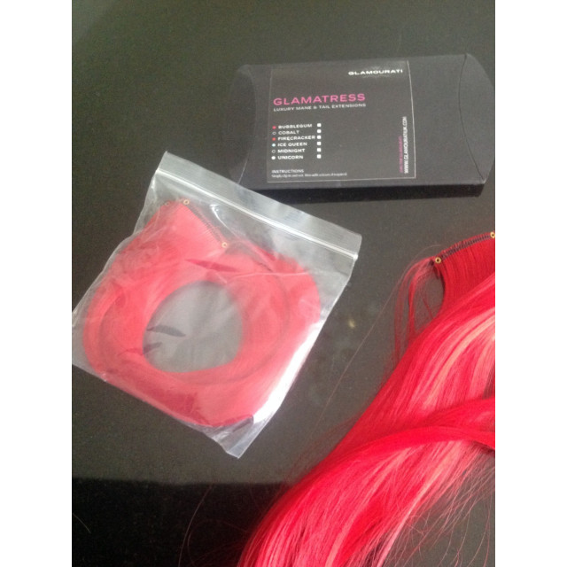 Extensions de criniere ou de queue coloris rouge