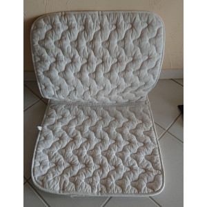 Tapis blanc equithème