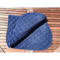 tapis bleu marine