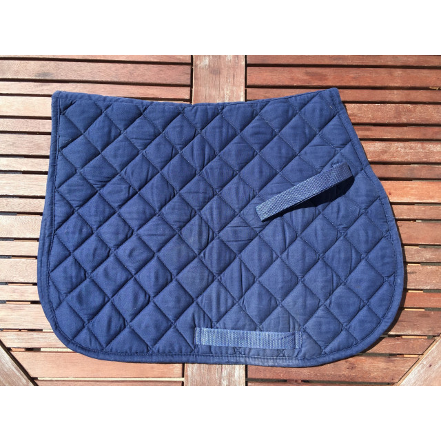 tapis bleu marine