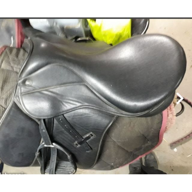 Selle thorowgood cuir synthétique