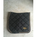 Tapis de selle dressage