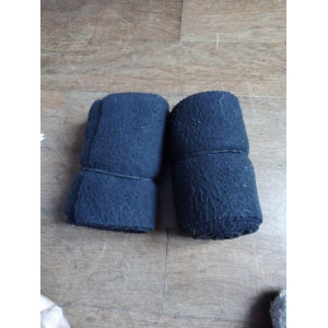 Bandes de polos noirs