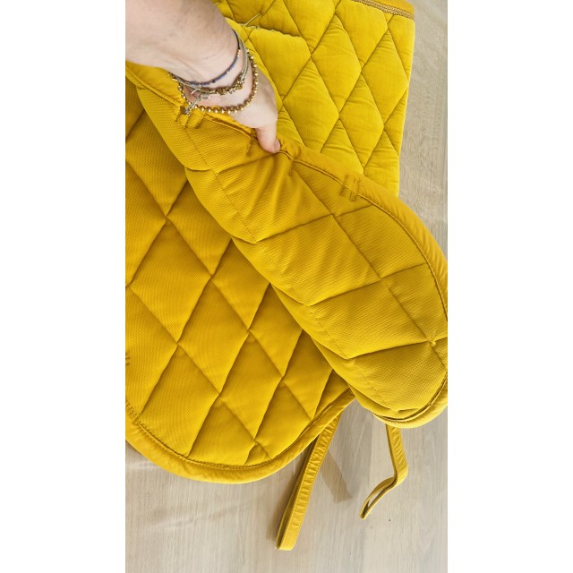 Tapis jaune moutarde velours Eskadron