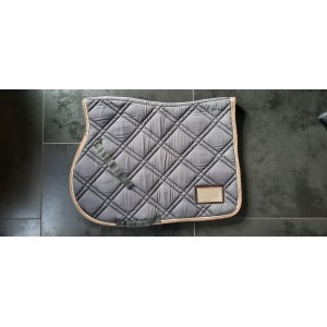 Tapis gris lamicell platinium gris