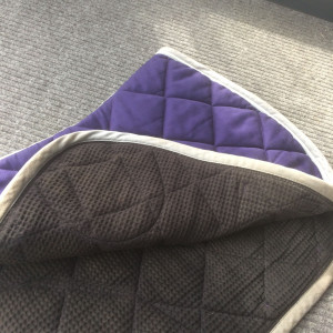 Tapis violet Fouganza