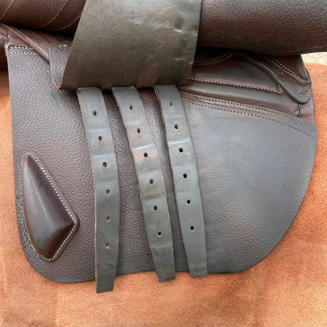 CWD SE03 Close Contact