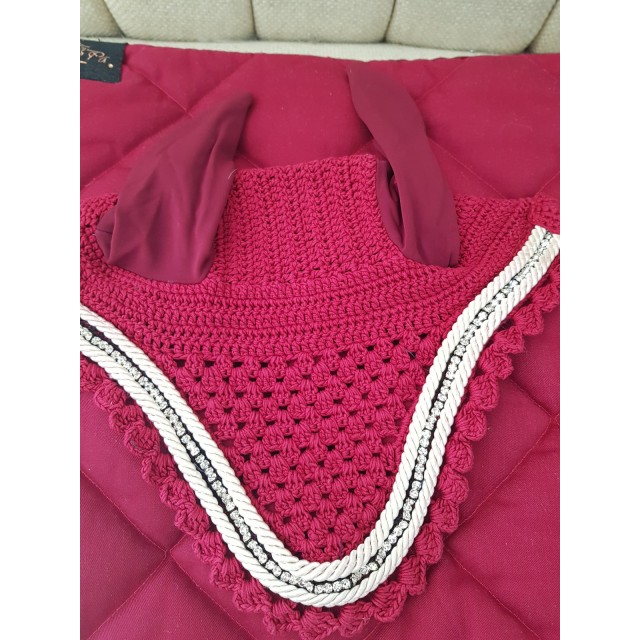 Ju et Pa Tapis et Bonnet.