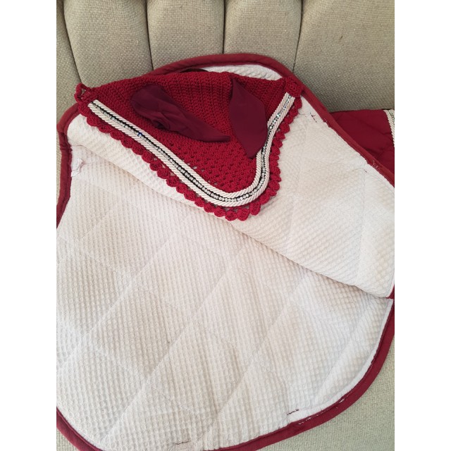 Ju et Pa Tapis et Bonnet.