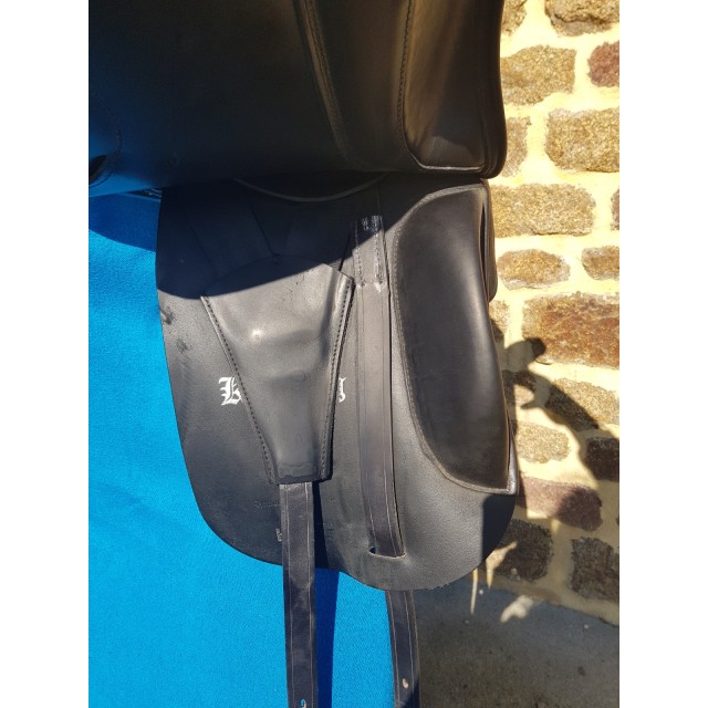 Selle de Dressage KINGSLEY 17,5"