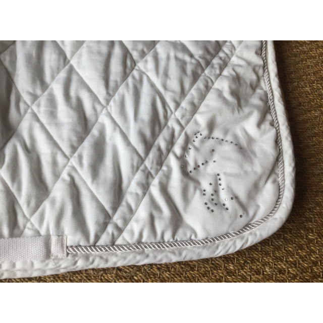 Tapis blanc