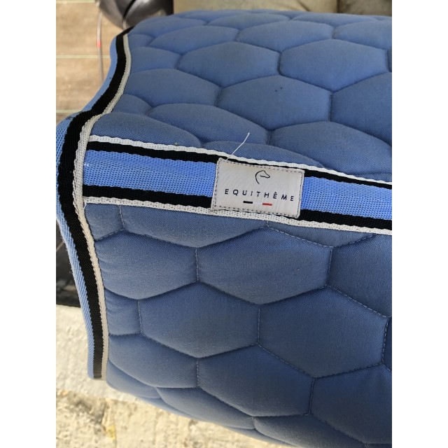 Tapis equithème