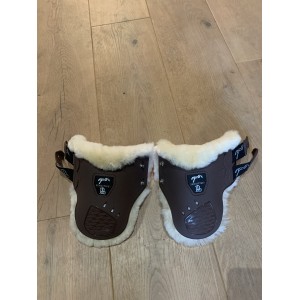 Protège-boulets mouton véritable Carbon Air Sensitive Penelope Leprevost