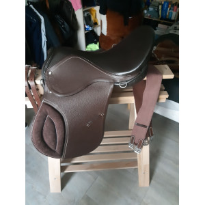 Selle anglaise : "Quality club saddle"