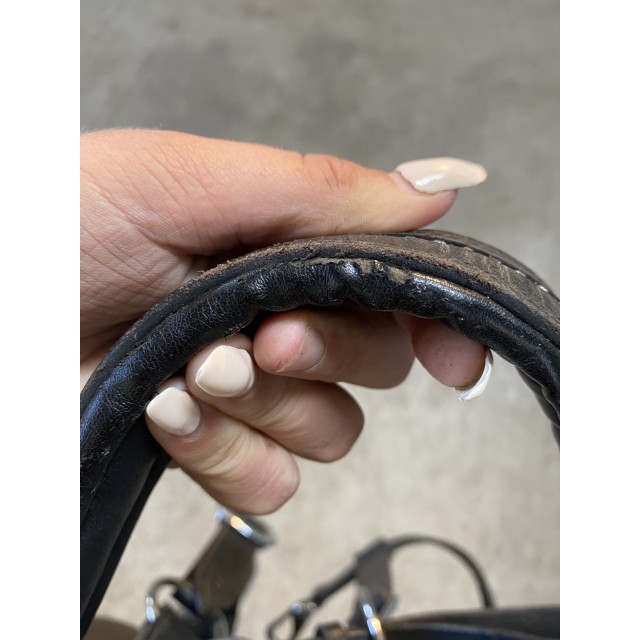 Licol en cuir cheval shop