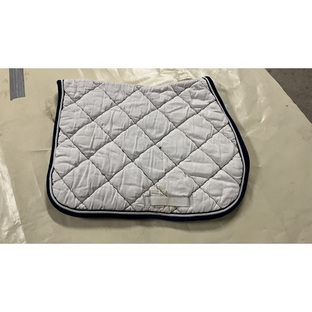 Tapis blanc liseré marine