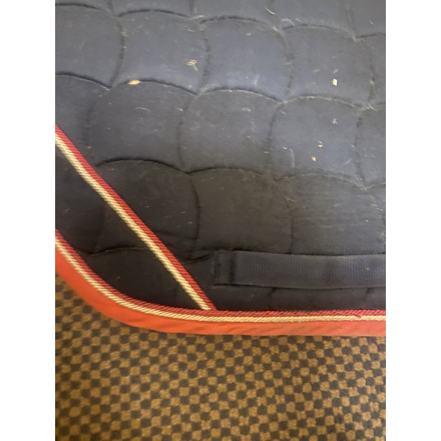 Tapis coupé bleu marine