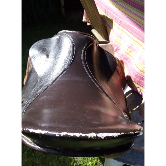 Selle cuir poney