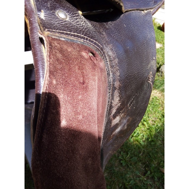 Selle cuir poney