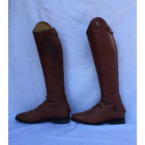Bottes en cuir marron