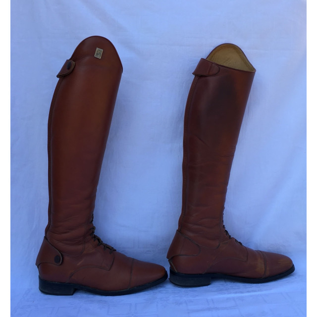 Bottes en cuir marron