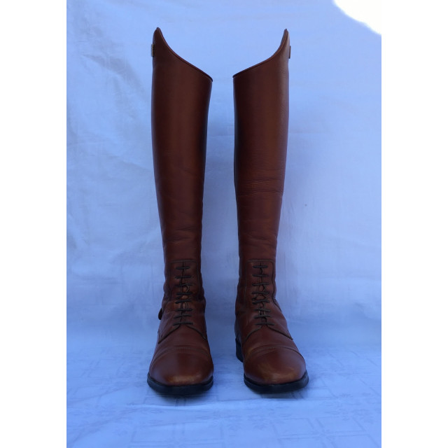 Bottes en cuir marron