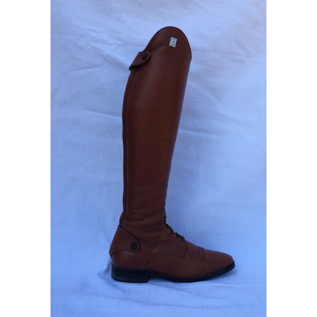 Bottes en cuir marron