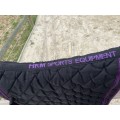 Tapis style dressage poney