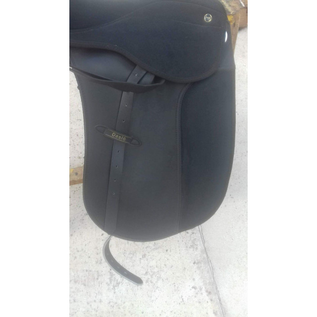 Selle de dressage